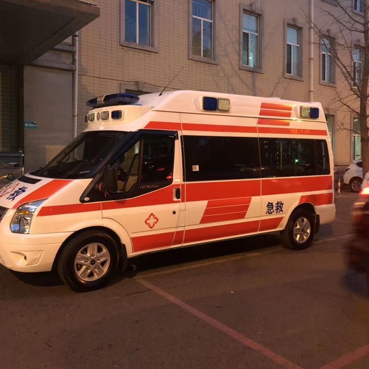 金秀夜间租赁救护车护送病人转院：安全转运的 8 大核心注意事项